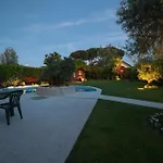 Toscana Villa Albarella Island