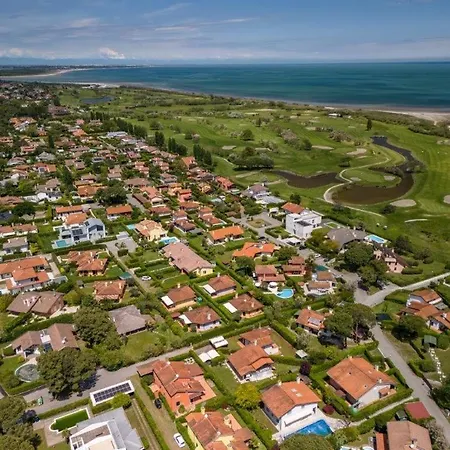 Toscana Villa Albarella Island
